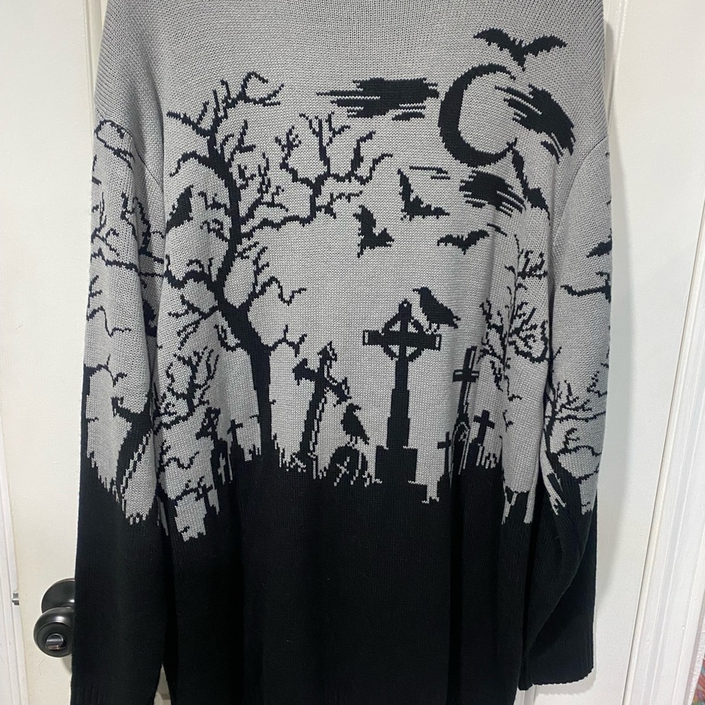 Cemetery Cardigan - Picture 5 of 5